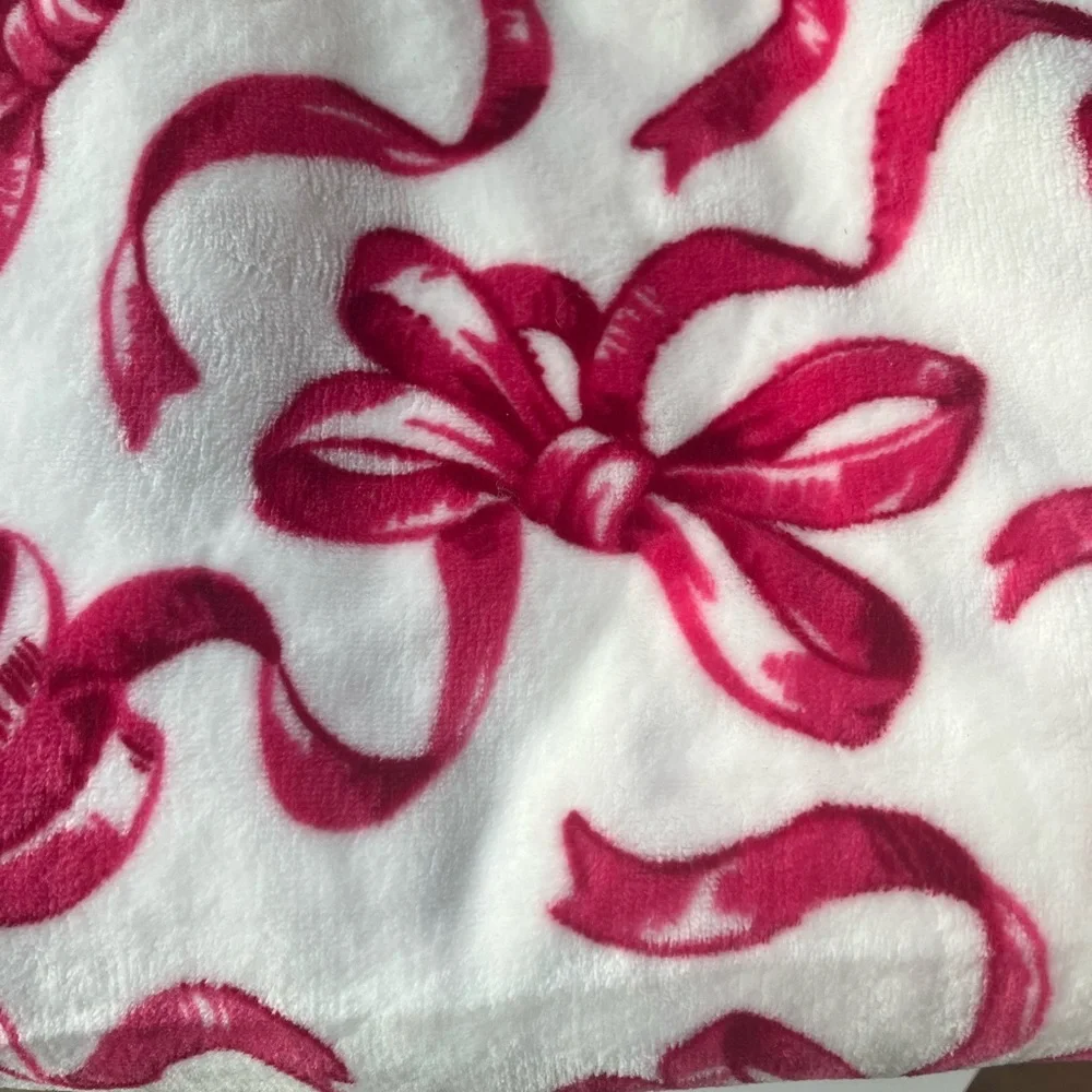 Betsy Johnson, pink and white bow, twin blanket$40